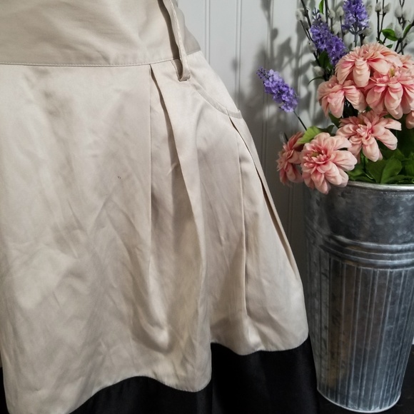 | forever 21 | tan & black circle mini skirt - Picture 2 of 6